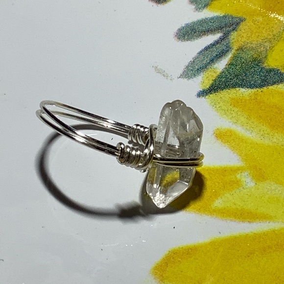 Clear Quartz wire wrapped ring handmade size 8:5 - Picture 6 of 7